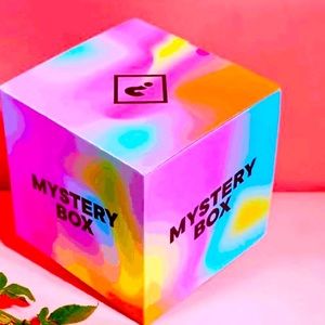 💇🏻‍♀️ Self-Care /💄 Makeup / Beauty Mystery Box 📦